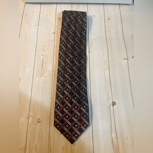 Roberto Villini Couture 100% Silk Hand Made Black Red Geometric Tie